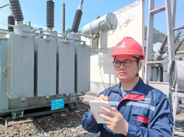 红色锡都丨bv1946伟德官网劳模 韦俊：数字赋能变电站 智慧矿山筑基人